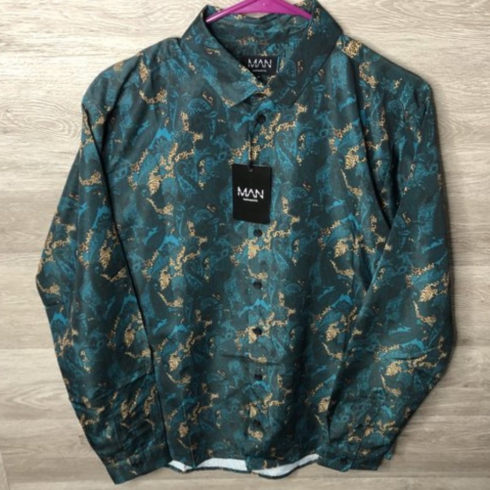 Boohoo MAN Med Mixed Animal Paisley Print Shirt